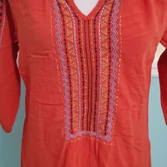 One World Red Orange Embroidered 3/4 Sleeves Boho Peasant Top - Picture 3 of 11